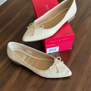 Kelly & Katie Abby Flats, 11